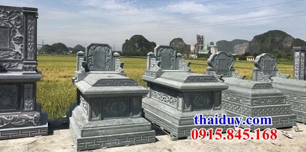 Khu lăng mộ nghĩa trang gia đình bằng đá xanh rêu nguyên khối thiết kế cơ bản đẹp