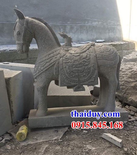 Hình ảnh ngựa trấn yểm phong thủy chùa miếu bằng đá chạm khắc hoa văn tinh xảo đẹp năm 2021