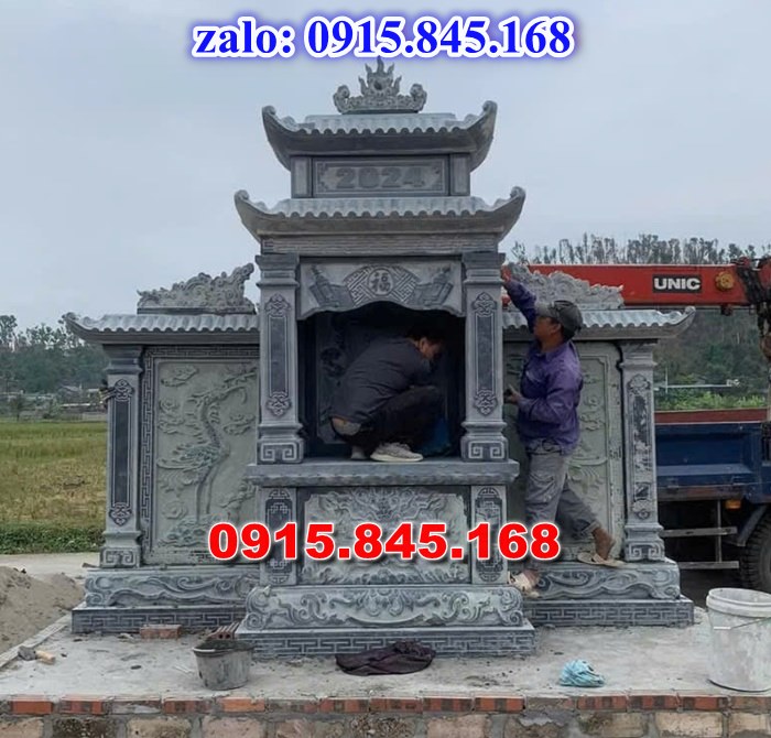 Lăng mộ đá gia đình, lăng mộ ông bà bố mẹ gia tộc, khuôn viên lăng mộ đá xanh trắng vàng granite nguyên khối, nhà mồ bằng đá để thờ tro cốt, giá nơi địa chỉ bán lăng mộ đá, kích thước lăng mộ đá cẩm thạch, lăng mộ đá tự nhiên, xây lăng mộ đá đơn giản, lan can tường bao hàng rào đá khối, nghĩa trang gia đình dòng họ bằng đá, cuốn thư bình phong trước mộ đá, đá bậc lát sân nền lăng mộ, bậc tam cấp rồng bậc thềm chiếu rồng lăng mộ, lư đỉnh hương đèn hạc thờ đá, cổng cột đá lăng mộ, 