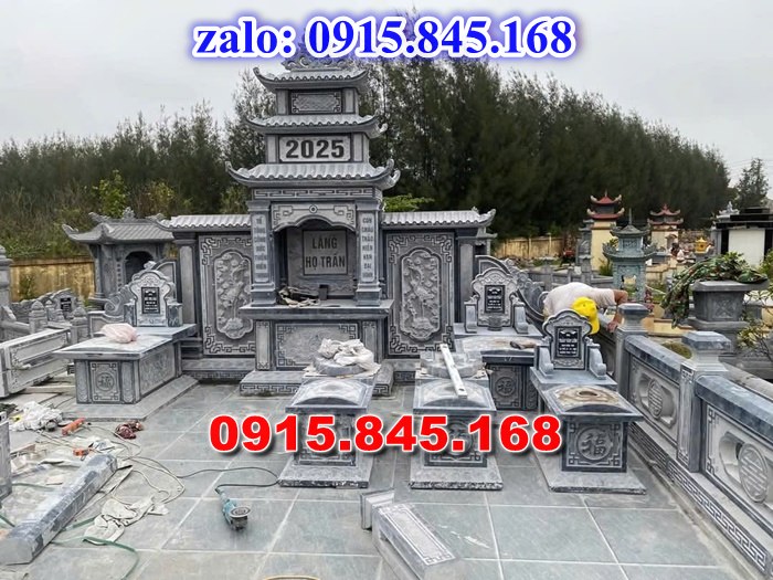 Lăng mộ đá gia đình, lăng mộ ông bà bố mẹ gia tộc, khuôn viên lăng mộ đá xanh trắng vàng granite nguyên khối, nhà mồ bằng đá để thờ tro cốt, giá nơi địa chỉ bán lăng mộ đá, kích thước lăng mộ đá cẩm thạch, lăng mộ đá tự nhiên, xây lăng mộ đá đơn giản, lan can tường bao hàng rào đá khối, nghĩa trang gia đình dòng họ bằng đá, cuốn thư bình phong trước mộ đá, đá bậc lát sân nền lăng mộ, bậc tam cấp rồng bậc thềm chiếu rồng lăng mộ, lư đỉnh hương đèn hạc thờ đá, cổng cột đá lăng mộ,