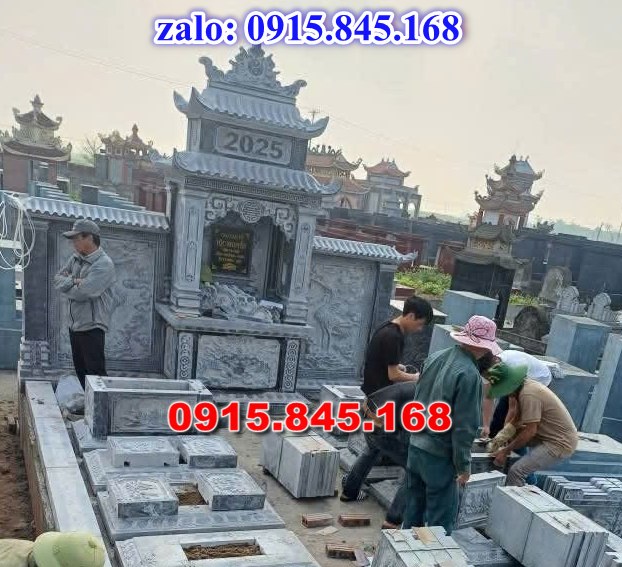 Lăng mộ đá gia đình, lăng mộ ông bà bố mẹ gia tộc, khuôn viên lăng mộ đá xanh trắng vàng granite nguyên khối, nhà mồ bằng đá để thờ tro cốt, giá nơi địa chỉ bán lăng mộ đá, kích thước lăng mộ đá cẩm thạch, lăng mộ đá tự nhiên, xây lăng mộ đá đơn giản, lan can tường bao hàng rào đá khối, nghĩa trang gia đình dòng họ bằng đá, cuốn thư bình phong trước mộ đá, đá bậc lát sân nền lăng mộ, bậc tam cấp rồng bậc thềm chiếu rồng lăng mộ, lư đỉnh hương đèn hạc thờ đá, cổng cột đá lăng mộ, 