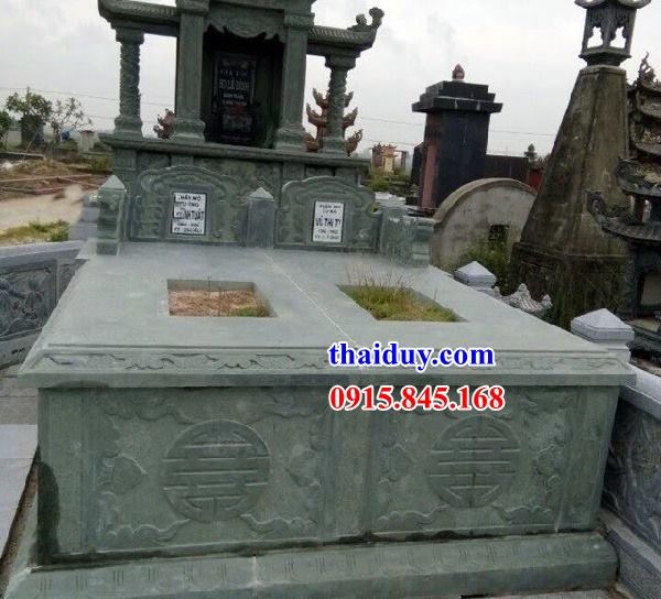 Mẫu mộ đôi gia đình bằng đá xanh rêu tự nhiên nguyên khối Thanh Hóa đẹp