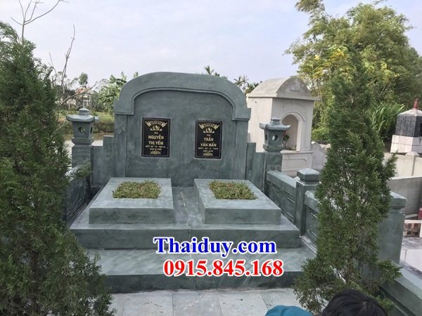 07 Mẫu mộ đôi gia đình ông bà bố ba cha mẹ anh chị em hai ba bốn năm ngôi liền nhau bằng đá tự nhiên đẹp tại Điện Biên