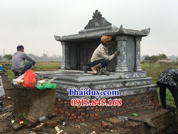 18 Mẫu mộ đôi gia đình ông bà bố ba cha mẹ hai ba bốn năm ngôi liền nhau bằng đá nguyên khối đẹp bán tại Nam Định