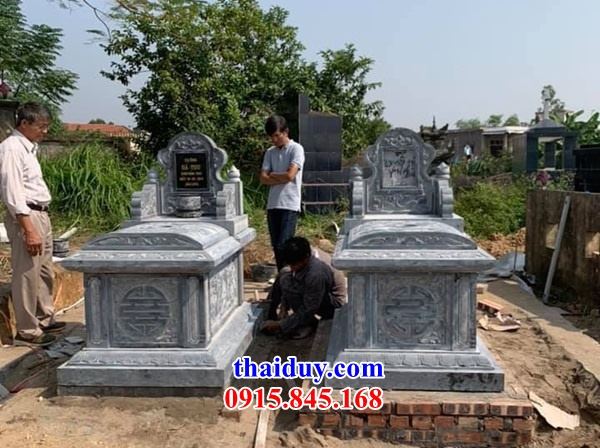 Bán sẵn mộ không mái bằng đá tự nhiên nguyên khối đẹp thiết kế hiện đại