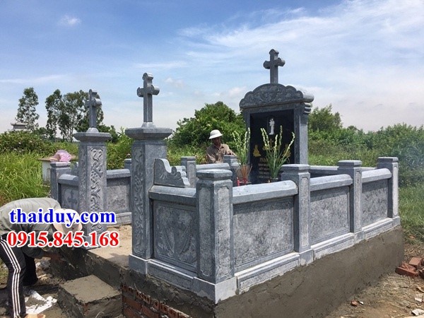 Khu lăng mộ nghĩa trang gia đình đạo thiên chúa công giáo bằng đá khối Ninh Bình