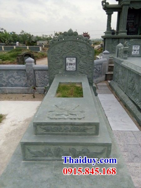 Lăng mộ bằng đá xanh rêu đẹp nhất
