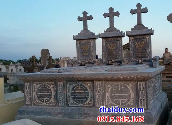 Lăng mộ đạo thiên chúa công giáo ba ngôi kề nhau bằng đá mỹ nghệ