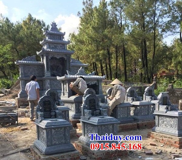 Lăng thờ chung khu mộ gia đình bằng đá Ninh Bình thiết kế thi công lắp đặt đẹp