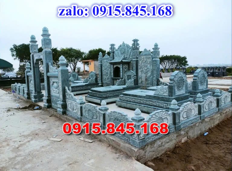 Lăng mộ đá gia đình, lăng mộ ông bà bố mẹ gia tộc, khuôn viên lăng mộ đá xanh trắng vàng granite nguyên khối, nhà mồ bằng đá để thờ tro cốt, giá nơi địa chỉ bán lăng mộ đá, kích thước lăng mộ đá cẩm thạch, lăng mộ đá tự nhiên, xây lăng mộ đá đơn giản, lan can tường bao hàng rào đá khối, nghĩa trang gia đình dòng họ bằng đá, cuốn thư bình phong trước mộ đá, đá bậc lát sân nền lăng mộ, bậc tam cấp rồng bậc thềm chiếu rồng lăng mộ, lư đỉnh hương đèn hạc thờ đá, cổng cột đá lăng mộ,