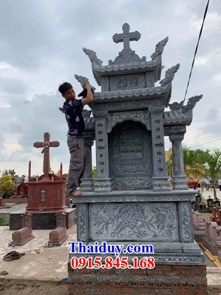 01 Mộ mồ mả công giáo đạo thiên chúa giáo bằng đá xanh đẹp bán tại Bắc Ninh