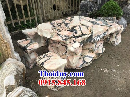 02 Bàn ghế đá nguyên khối đặt sân vườn biệt thự tự gia đẹp bán tại Bắc Giang