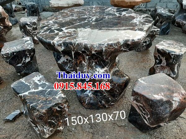 02 Bàn ghế đá nguyên khối đẹp bán tại Bắc Giang