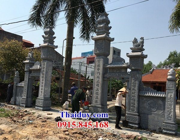 02 Cổng tam quan tứ trụ nhà thờ từ đường gia đình dòng họ tổ tiên đình đền chùa bằng đá xanh đẹp bán tại Bắc Kạn