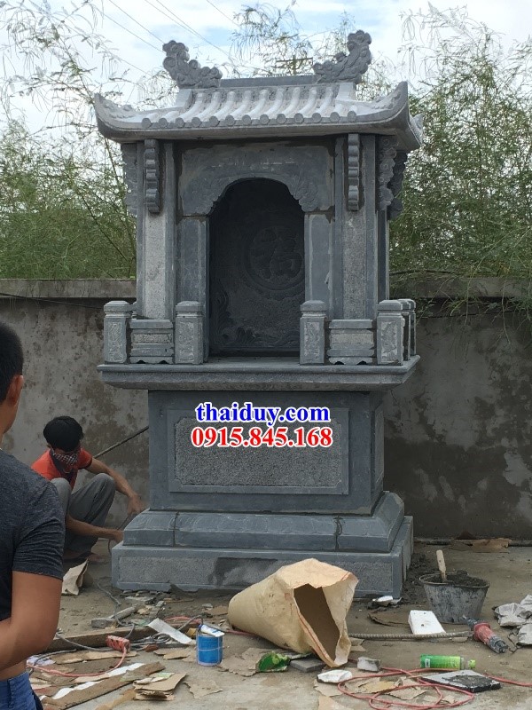 02 Mẫu cây hương miếu bàn thờ sơn thần linh thổ địa cửu trùng thiên ngoài trời bằng đá tự nhiên nguyên khối đẹp bán tại Bắc Ninh