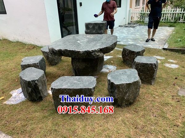 03 Bộ bàn ghế đá xanh tự nhiên lắp đặt sân vườn biệt thự đẹp bán tại Lạng Sơn