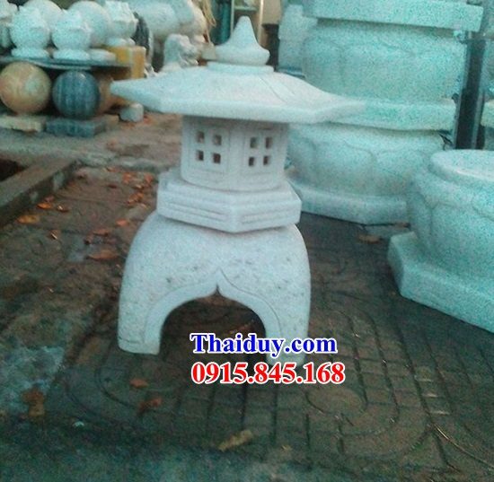 04 Đèn kiểu nhật trang trí sân vườn biệt thự bằng đá tự nhiên nguyên khối đẹp bán tại Hưng Yên