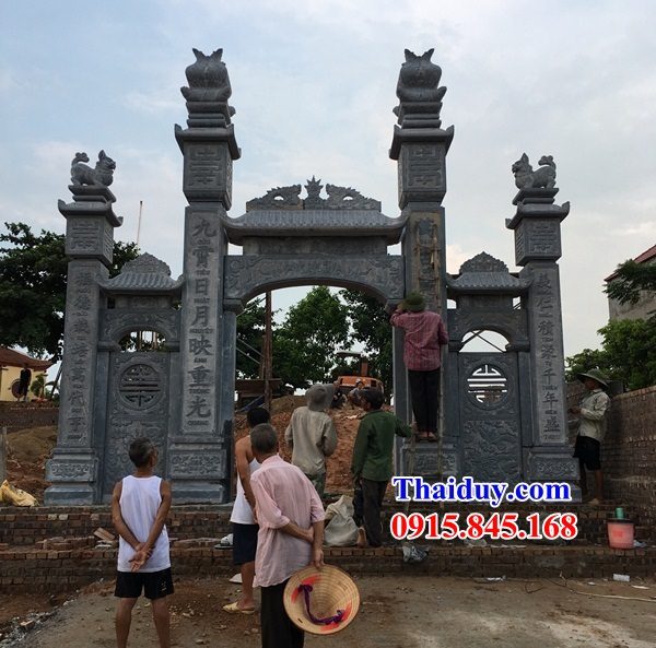 06 Mẫu cổng tam quan tứ trụ đình đền chùa nhà thờ từ đường dòng họ gia tộc gia đình bằng đá xanh ninh bình đẹp bán tại Trà Vinh