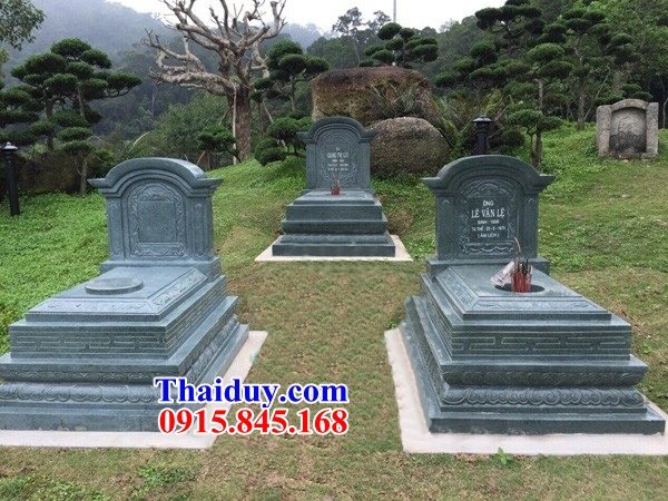 08 Mộ mồ mả liền nguyên khối đá xanh rêu hiện đại đẹp bán tại Tuyên Quang