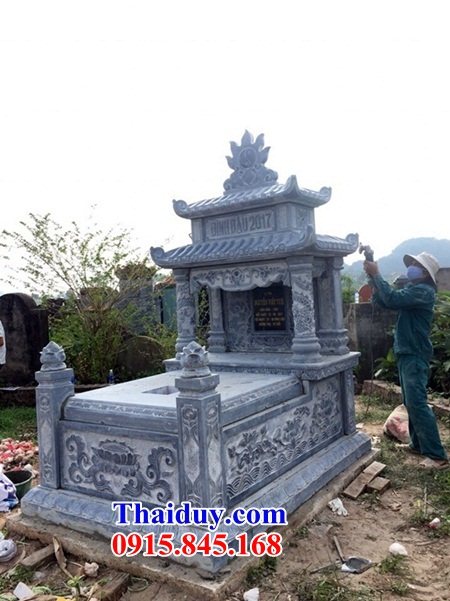 35 Mộ mồ mả gia đình dòng họ ông bà bố mẹ hai mái bằng đá xanh đẹp bán tại Lai Châu