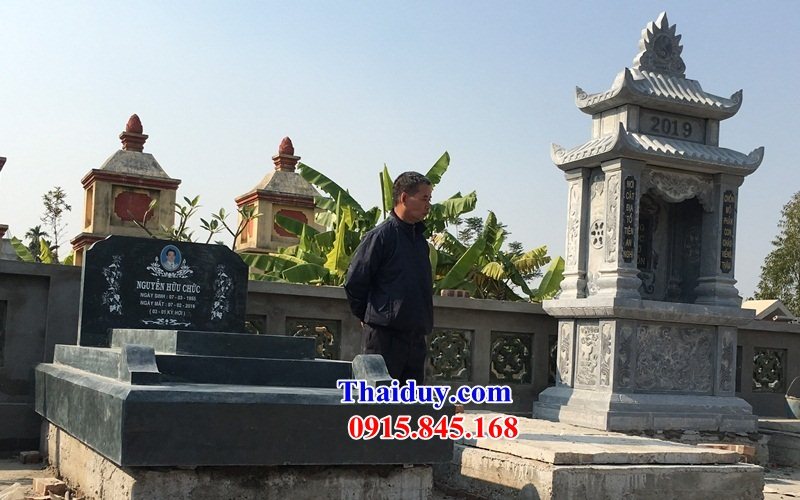 39 Mộ mồ mả đá xanh rêu nguyên liền khối cao cấp hiện đại đơn giản không mái tam ba năm cấp đẹp bán tại Bắc Ninh