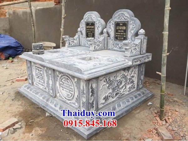 48 Mộ mồ mả đôi bằng đá xanh hai ba bốn ngôi liền nhau cất giữ để đựng hũ hộp tro hài cốt gia đình dòng họ ông bà bố mẹ ba má đẹp bán tại Bình Phước
