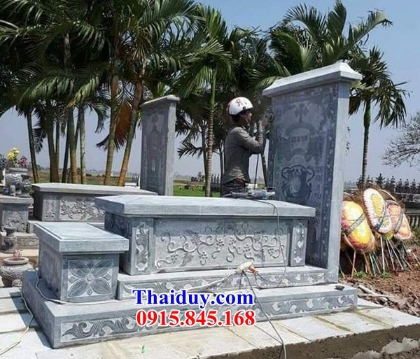 55 Mộ mồ mả cất giữ để hũ tro hài cốt gia đình dòng họ công giáo đạo thiên chúa bằng đá ninh bình đẹp bán tại Tiền Giang