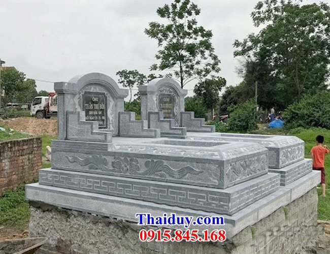 Mẫu lăng mộ đôi gia đình bằng đá xanh nguyên khối không mái