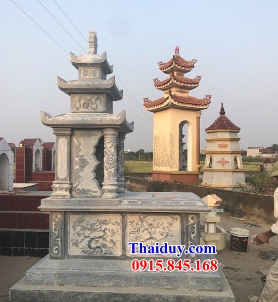 Mẫu mộ đá xanh ba mái thiết kế hiện đại