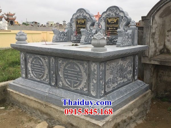 Mẫu mộ đôi không mái đơn giản bằng đá khối tự nhiên