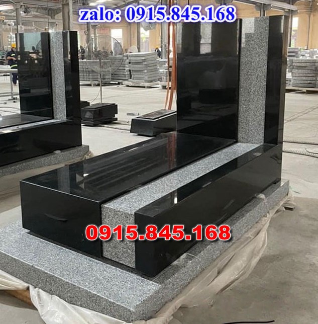 mộ đá gia đình, mộ ông bà bố mẹ gia tộc, khuôn viên mộ đá xanh trắng vàng granite nguyên khối, nhà mồ bằng đá để thờ tro cốt, giá nơi địa chỉ bán mộ đá, kích thước mộ đá cẩm thạch, mộ đá tự nhiên, xây mộ đá đơn giản, lan can tường bao hàng rào đá khối, nghĩa trang gia đình dòng họ bằng đá, cuốn thư bình phong trước mộ đá, đá bậc lát sân nền mộ, bậc tam cấp rồng bậc thềm chiếu rồng mộ, lư đỉnh hương đèn hạc thờ đá, cổng cột đá mộ,