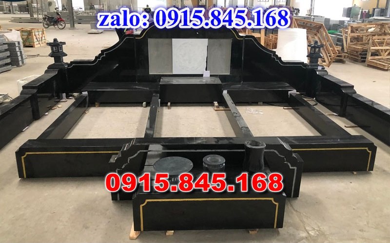 mộ đá gia đình, mộ ông bà bố mẹ gia tộc, khuôn viên mộ đá xanh trắng vàng granite nguyên khối, nhà mồ bằng đá để thờ tro cốt, giá nơi địa chỉ bán mộ đá, kích thước mộ đá cẩm thạch, mộ đá tự nhiên, xây mộ đá đơn giản, lan can tường bao hàng rào đá khối, nghĩa trang gia đình dòng họ bằng đá, cuốn thư bình phong trước mộ đá, đá bậc lát sân nền mộ, bậc tam cấp rồng bậc thềm chiếu rồng mộ, lư đỉnh hương đèn hạc thờ đá, cổng cột đá mộ,