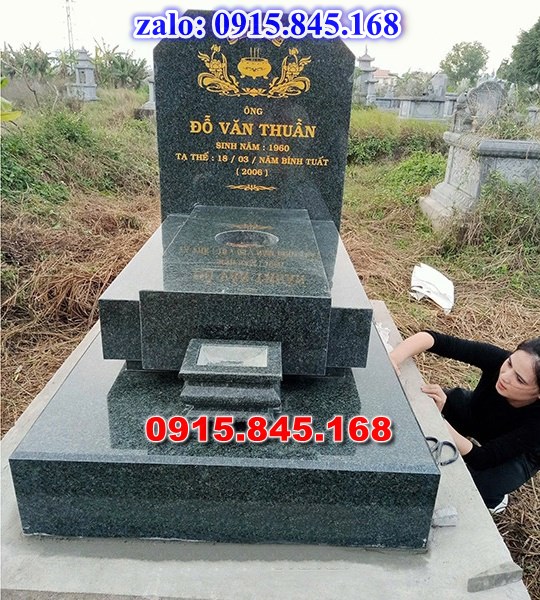 mộ đá gia đình, mộ ông bà bố mẹ gia tộc, khuôn viên mộ đá xanh trắng vàng granite nguyên khối, nhà mồ bằng đá để thờ tro cốt, giá nơi địa chỉ bán mộ đá, kích thước mộ đá cẩm thạch, mộ đá tự nhiên, xây mộ đá đơn giản, lan can tường bao hàng rào đá khối, nghĩa trang gia đình dòng họ bằng đá, cuốn thư bình phong trước mộ đá, đá bậc lát sân nền mộ, bậc tam cấp rồng bậc thềm chiếu rồng mộ, lư đỉnh hương đèn hạc thờ đá, cổng cột đá mộ, 
