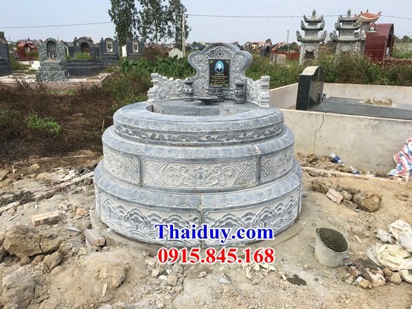 49 mộ hình tròn làm bằng đá đẹp tại Bình Phước