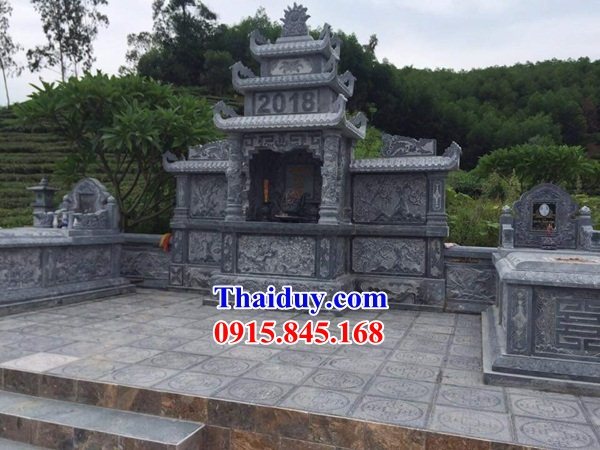 55 Cây hương đá thờ lăng mộ ba má Tiền Giang