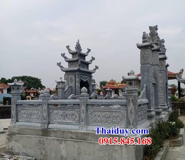 Tường hàng rào lan can đá tự nhiên nguyên liền khối nghĩa trang tổ tiên đẹp bán tại Cao Bằng