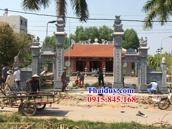 Xây 33 cổng chùa đình đền miếu bằng đá xanh tự nhiên đẹp bán quảng ngãi