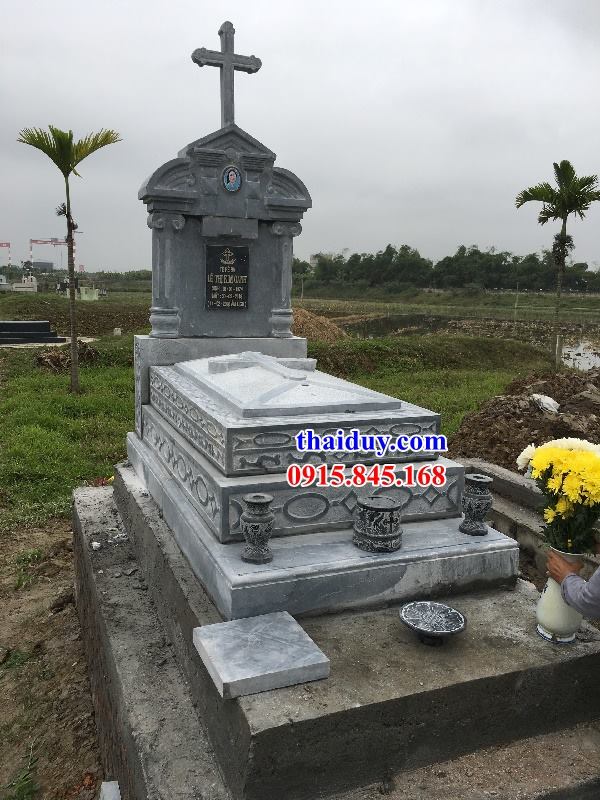 15 mẫu lăng mộ công giáo không mái bằng đá cao cấp đơn giản tại Lâm Đồng