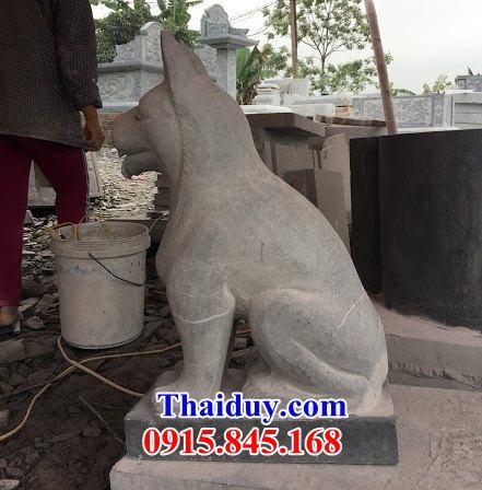 20 tượng chó cảnh bằng đá tự nhiên nguyên khối tại Bình Phước