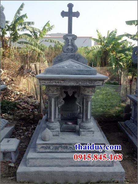 Hình ảnh lăng mộ công giáo tam cấp bằng đá xanh cao cấp một mái đẹp tại Thái Nguyên