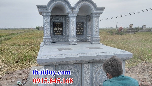 Hình ảnh lăng mộ đôi bằng đá tự nhiên một mái chạm khắc tinh xảo đẹp tại Thừa Thiên Huế