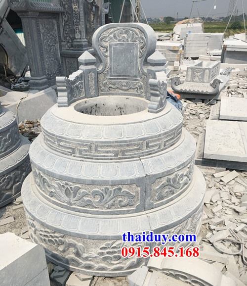 Hình ảnh lăng mộ tròn bằng đá xanh nguyên khối không mái đẹp đơn giản tại Bình Dương