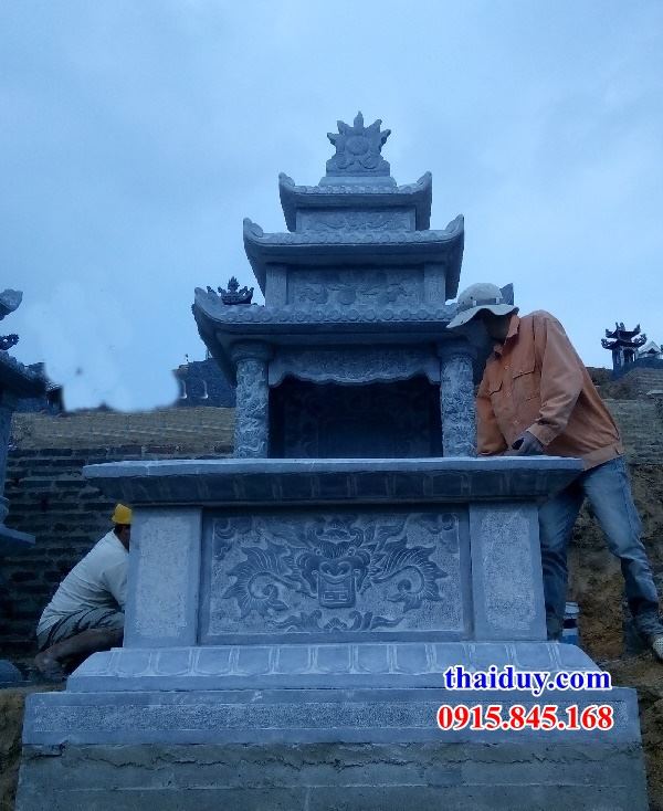 Lắp đặt 45 lăng mộ hai mái hai đao bằng đá xanh Thanh Hóa đẹp nhất tại Hà Giang