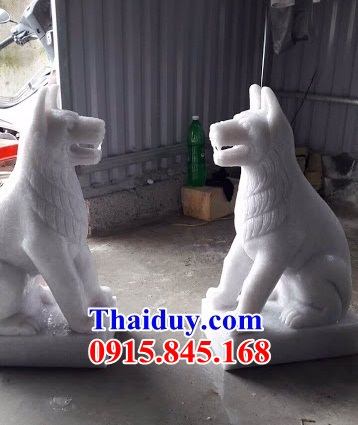 Mẫu 5 tượng chó cảnh trấn yểm biệt thự bằng đá trắng tự nhiên cao cấp tại TP Hồ Chí Minh