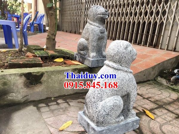 Tượng chó phong thuỷ bằng đá nguyên khối tại Đồng Nai
