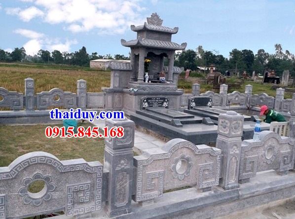 68 Tường hàng rào khu lăng mộ gia tộc bằng đá Thanh Hóa thiết kế hiện đại