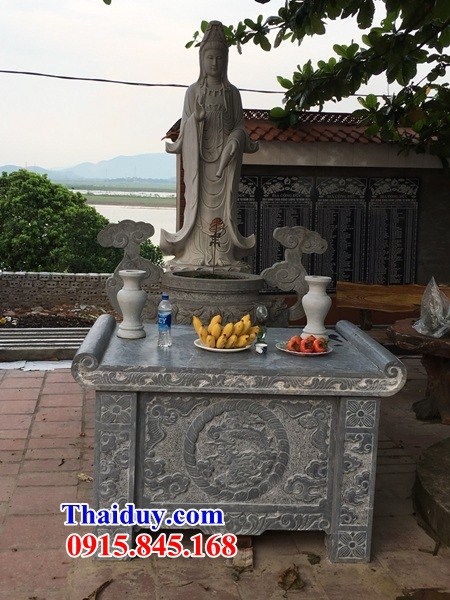 Hình ảnh bàn lễ ngoài sân đình đền chùa bằng đá chạm khắc đẹp nhất tại Phú Thọ
