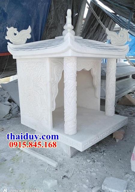 Hình ảnh bàn thờ thiên có mái che bằng đá trắng nguyên khối cao cấp đẹp tại Ninh Thuận