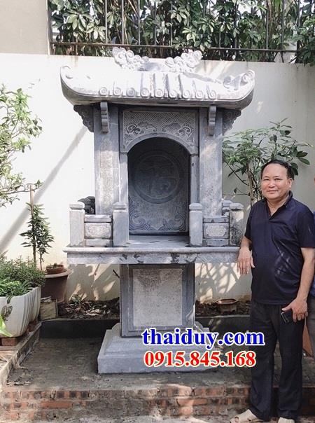 Mẫu bàn thờ thiên có mái che bằng đá chạm khắc hoa văn tại Đà Nẵng