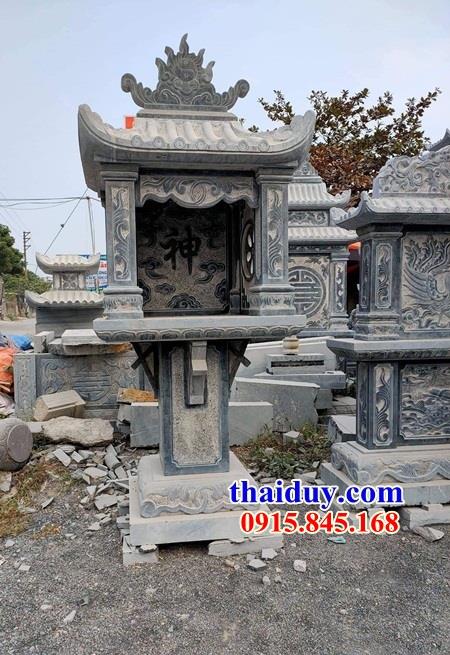 Mẫu bàn thờ thiên có mái che bằng đá xanh nguyên khối chạm khắc hoa văn tại Đà Nẵng